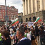 Шести ден протести