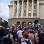 Шести ден протести