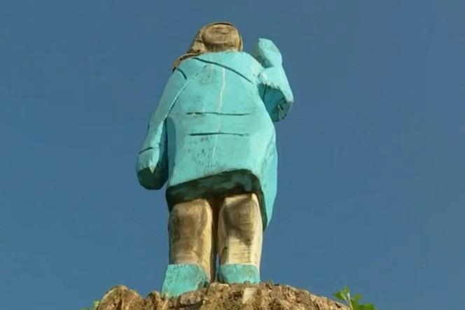 Скулптура на Мелания Тръмп