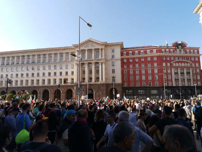 Осми ден протести в София