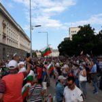 Шести ден протести