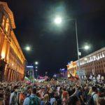 Шести ден протести