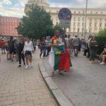 Шести ден протести