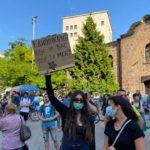 Шести ден протести