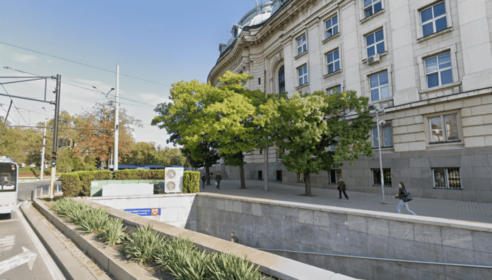 Метро Софийски университет