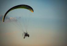 Парапланер