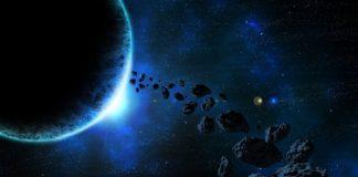 Астероиди в Космоса.