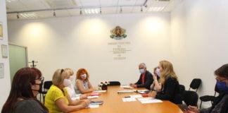 Среща на Марияна Николова с Националната асоциация за детски и младежки туризъм