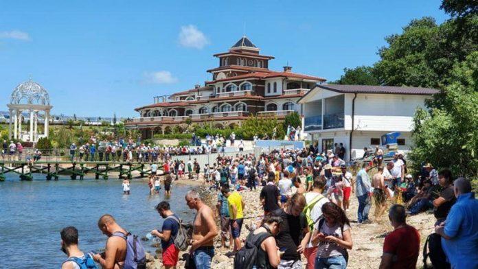 Граждани организират Dogan Saray Beach Festival