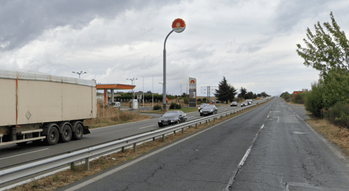 бензиностанция Ромпетрол - Бургас-Ветрен