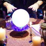 Гадателка, ясновидка, магьосница