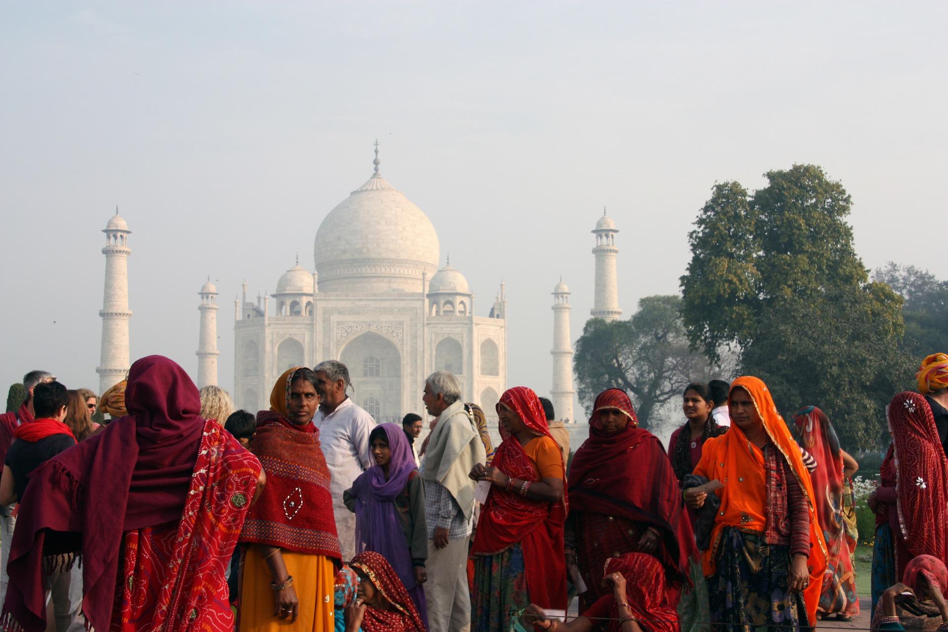 След 2 месеца Индия ще се превърне в най-многолюдната страна