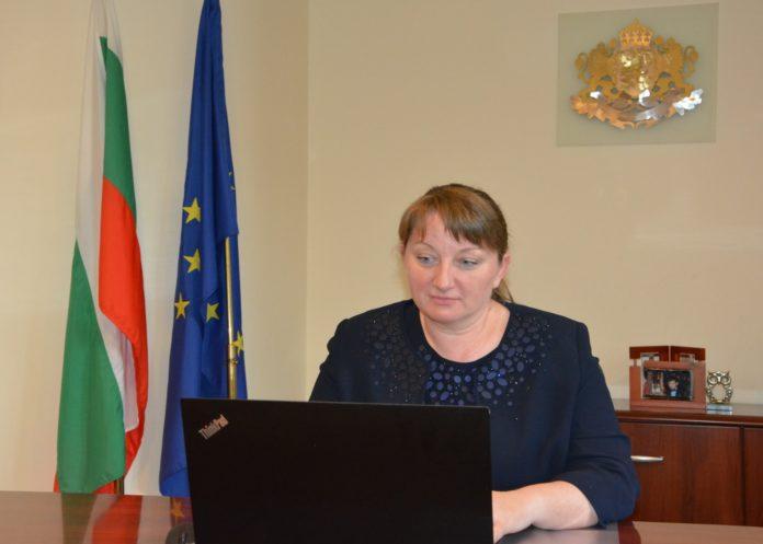 the Minister of Social Affairs Denitsa Sacheva