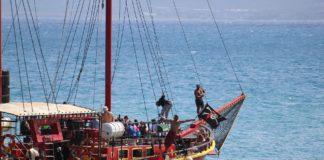 Пиратски кораб.