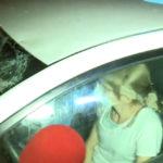 Автомобил се опита да премине през блокадата пред румънското посолство