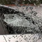 Счупено стъкло на автомобил