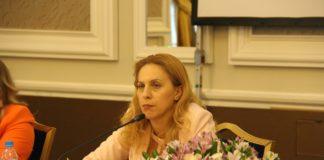 Министър Марияна Николова