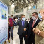 Министър Костадин Ангелов и проф. Мутафчийски във ВМА