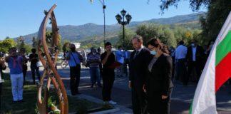 Скопие - паметник Илинден