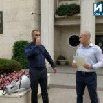 Граждани внесоха оставките на Димитър Николов и Вълчо Чолаков