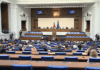Парламентът заседава в ден 55 на протестите - Велико Народно Въстание