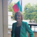 Мая Манолова