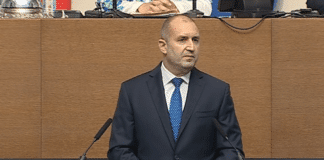 Президентът в ден 55 на протестите - Велико Народно Въстание