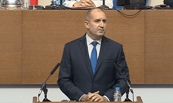 Президентът в ден 55 на протестите - Велико Народно Въстание