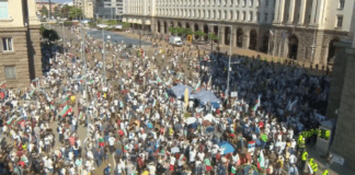 Ден 56 на протестите - Велико Народно Въстание