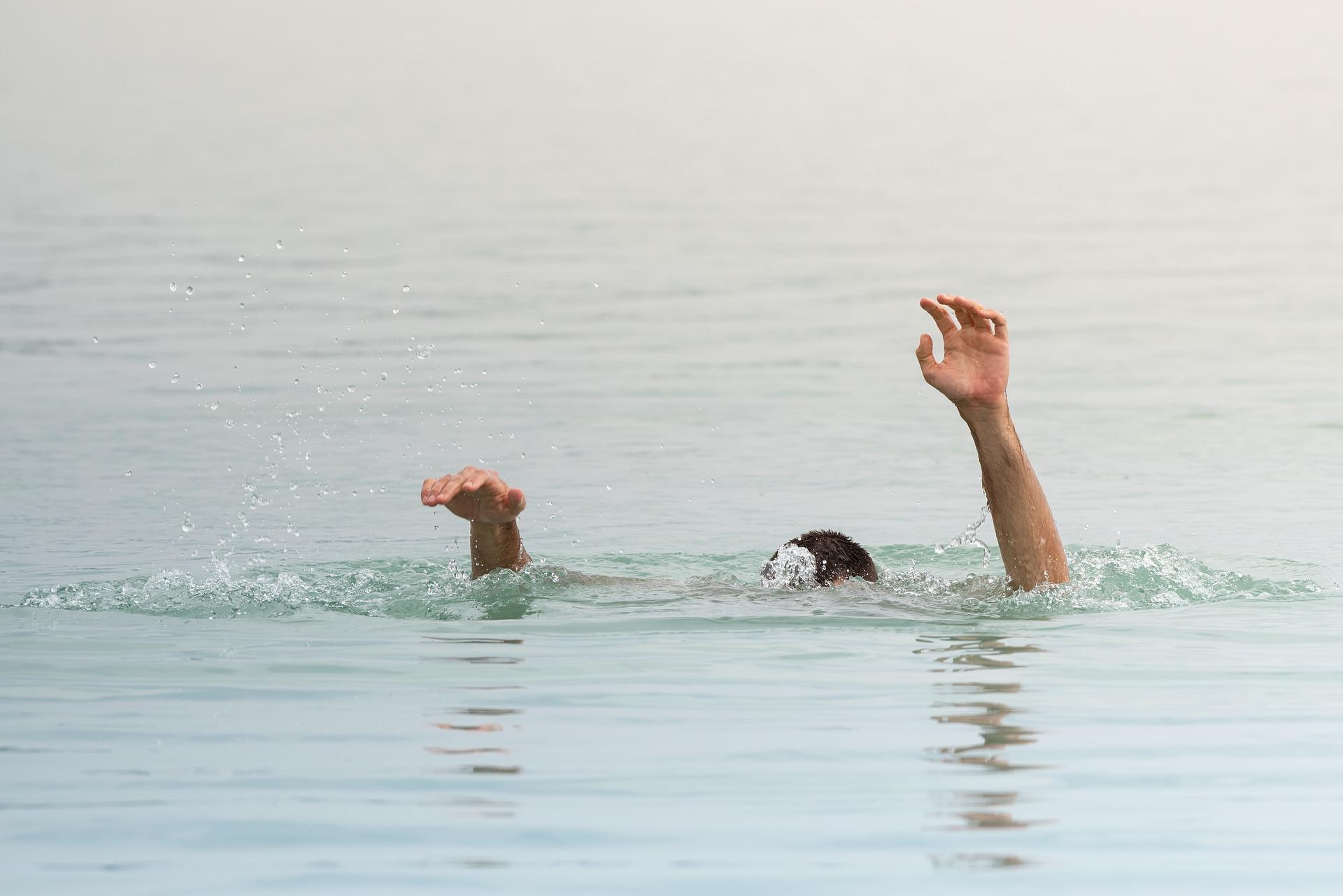 38 годишен мъж от София се удави на плажа в Поморие