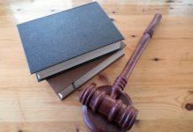 Съдебен процес, чукче.