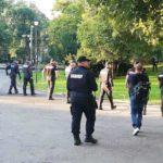 Полицаи претърсват преди протеста в София