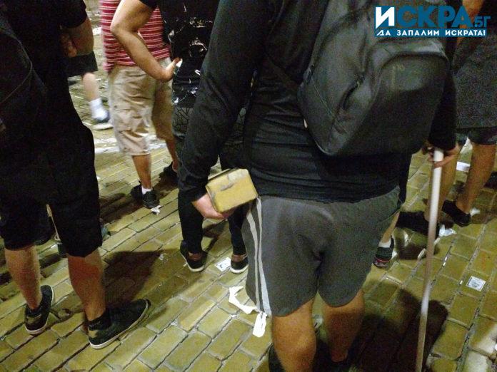 С паве на протест