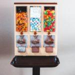Вендинг машина за хапчета бонбони