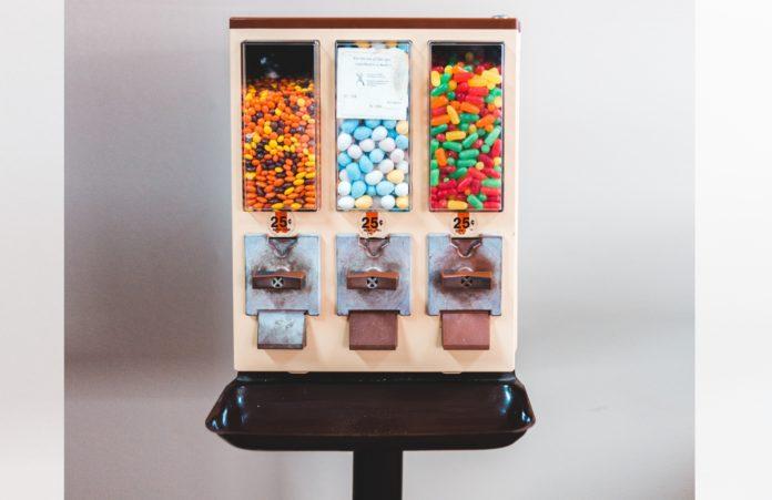 Вендинг машина за хапчета бонбони
