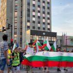 Протестиращи във Варна