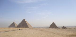 Египетските пирамиди.