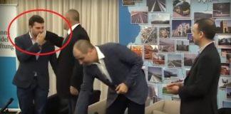 Георг Георгиев целува ръка на Бойко Борисов