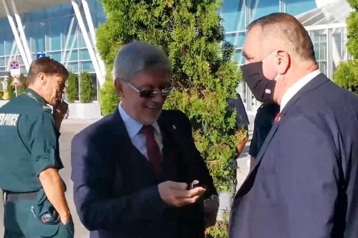 Валентин Михов