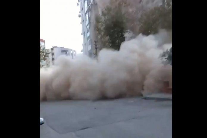 Рухваща сграда в Турция