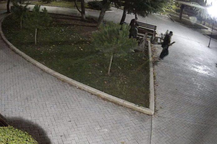 Вандализъм в Борисовата градина в Бургас