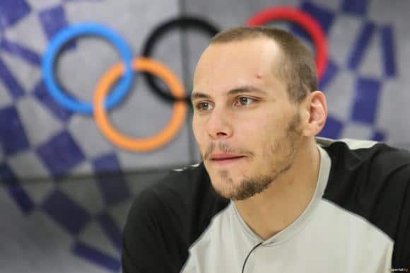 Плувецът Антъни Иванов който бе наказан с две години лишаване