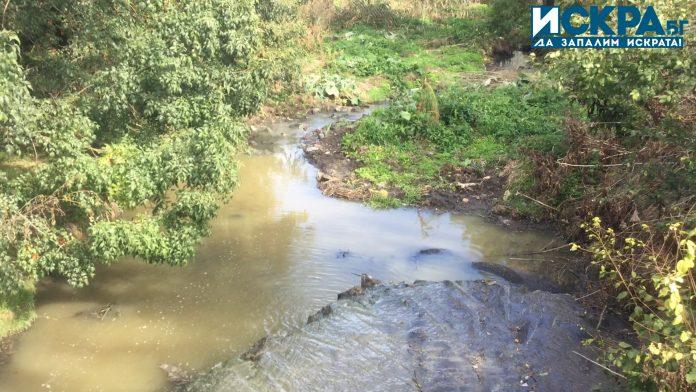 Нетърпима миризма от отходни води в "Меден рудник"