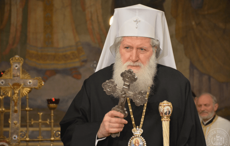 Молебен за здравето на патриарх Неофит ще бъде отслужен във