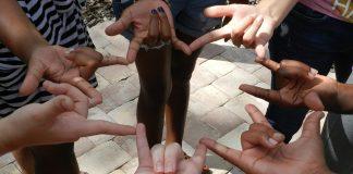 Жестомимичен език