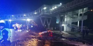 Обърнат ТИР