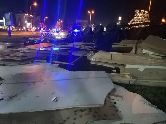 Обърнат ТИР