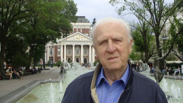 Проф. Данаил Стефанов