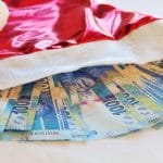 Коледен бонус. Снимка: Pixabay.