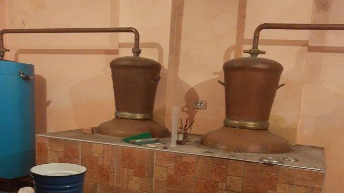 Нелегален казан